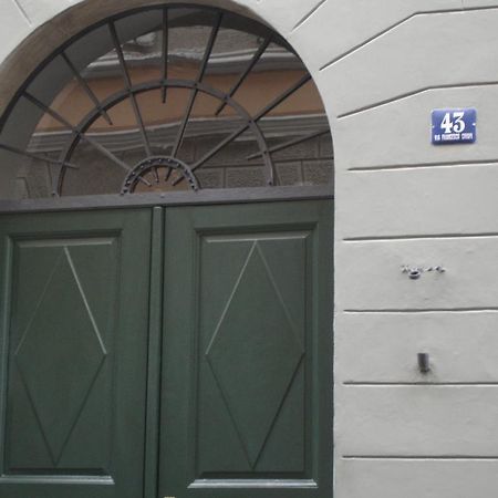 B&B Crispi Trieste Exteriör bild